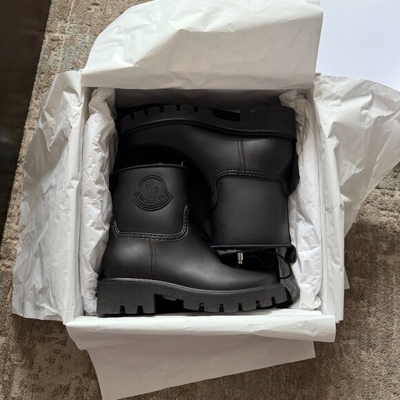 NWT/NIB Black Moncler Kickstream Low Rain Boots - size 8/38 - Picture 7 of 9